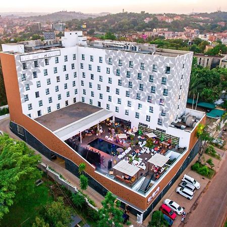 Onomo Hotel カンパラ エクステリア 写真